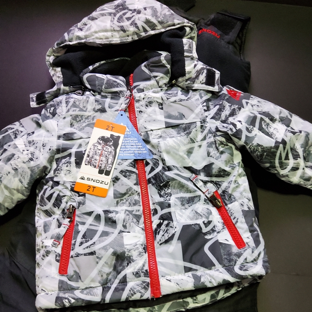 SNOZU 2T black  white.